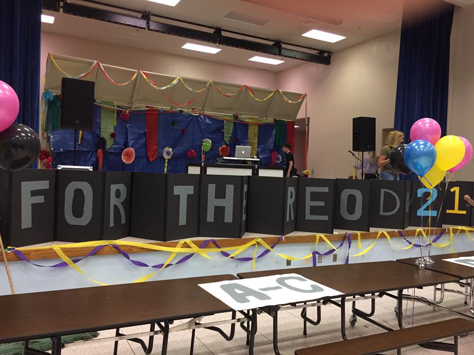 Middle school yearbook signing event!