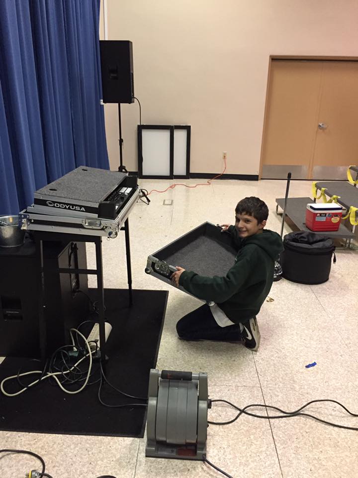 Middle school yearbook signing event!